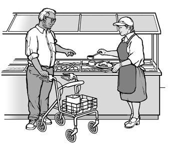 Un empleado de un restaurante sirve comida de buffet a un cliente que está usando un andador.